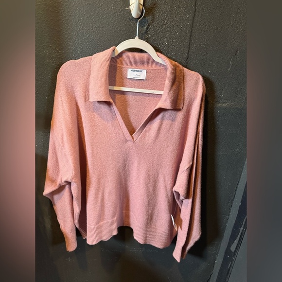 Old Navy Pink V-Neck Sweater Relaxed Fit NWT - Picture 1 of 4